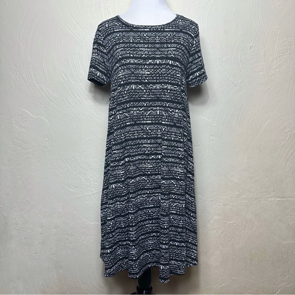 LuLaRoe Carly High-Low Dress Black & White Small!